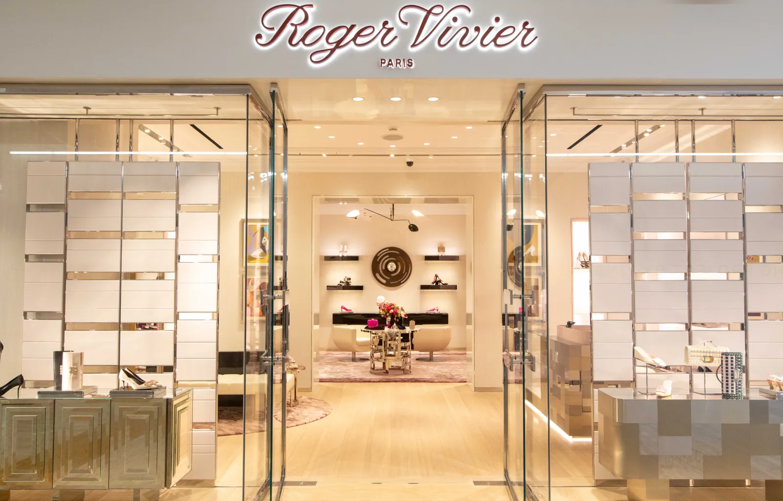ROGER VIVIER